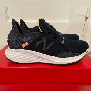 Navy Blue New Balance Fresh Foam Roav